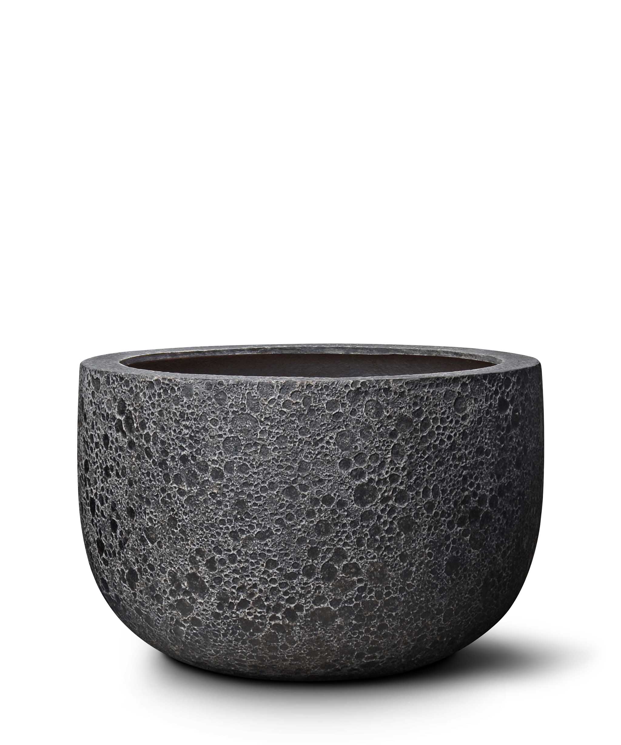 Low U Pot | Lava Collection | Volcanic Black
